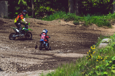 Building self-confidence through dirt biking: Tips and strategies for parents